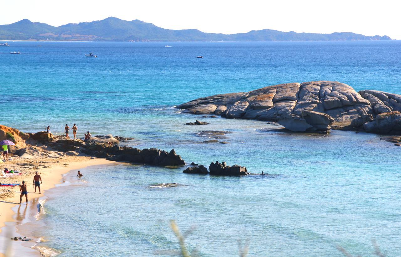 Casa Vacanze Rose E Fiori Sardegna San Vito  Exterior photo